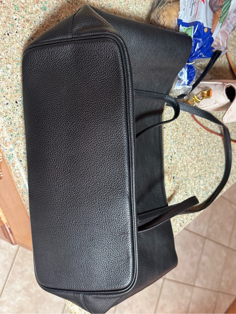 Salvatore Ferragamo tote Black Pebbled Leather Gancini attached zipper purse - Picture 10 of 15